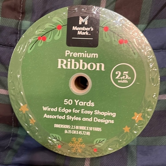 NWT premium wired edge ribbon 50 yards. 2.5 in width plaid - Picture 2 of 2